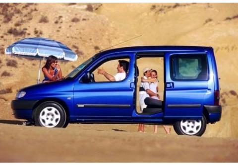 berlingo_le_grand_bleu_1998_1.jpg